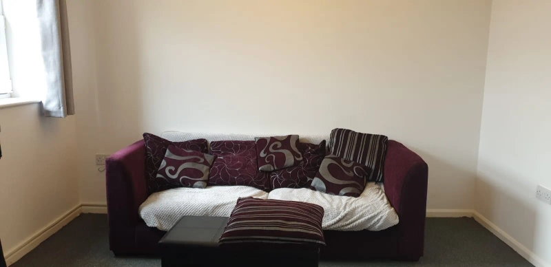 2 Bed - Brayland Terrace, LN2 5PZ - Bills Inclusive - Thumbnail 3
